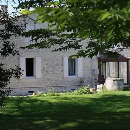 Grande Maison En Pierre Avec Piscine à Villa