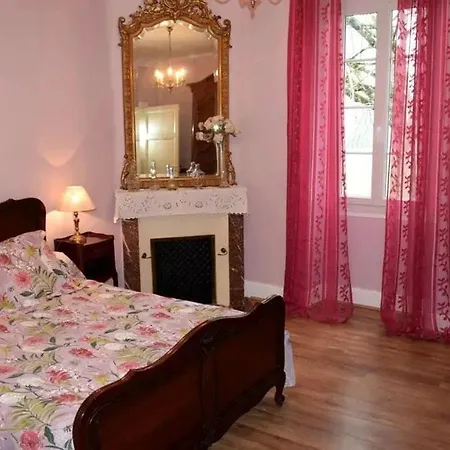 Villa Grande Maison En Pierre Avec Piscine à