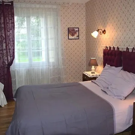 Villa Grande Maison En Pierre Avec Piscine A *